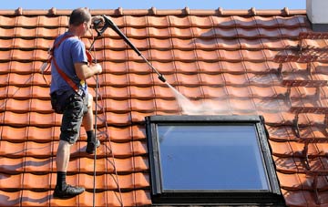 roof cleaning Highlane